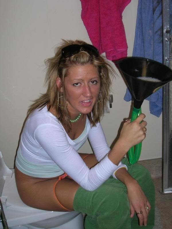 Amatuer Girls Caught Peeing (part 27) #VWvXtQG4