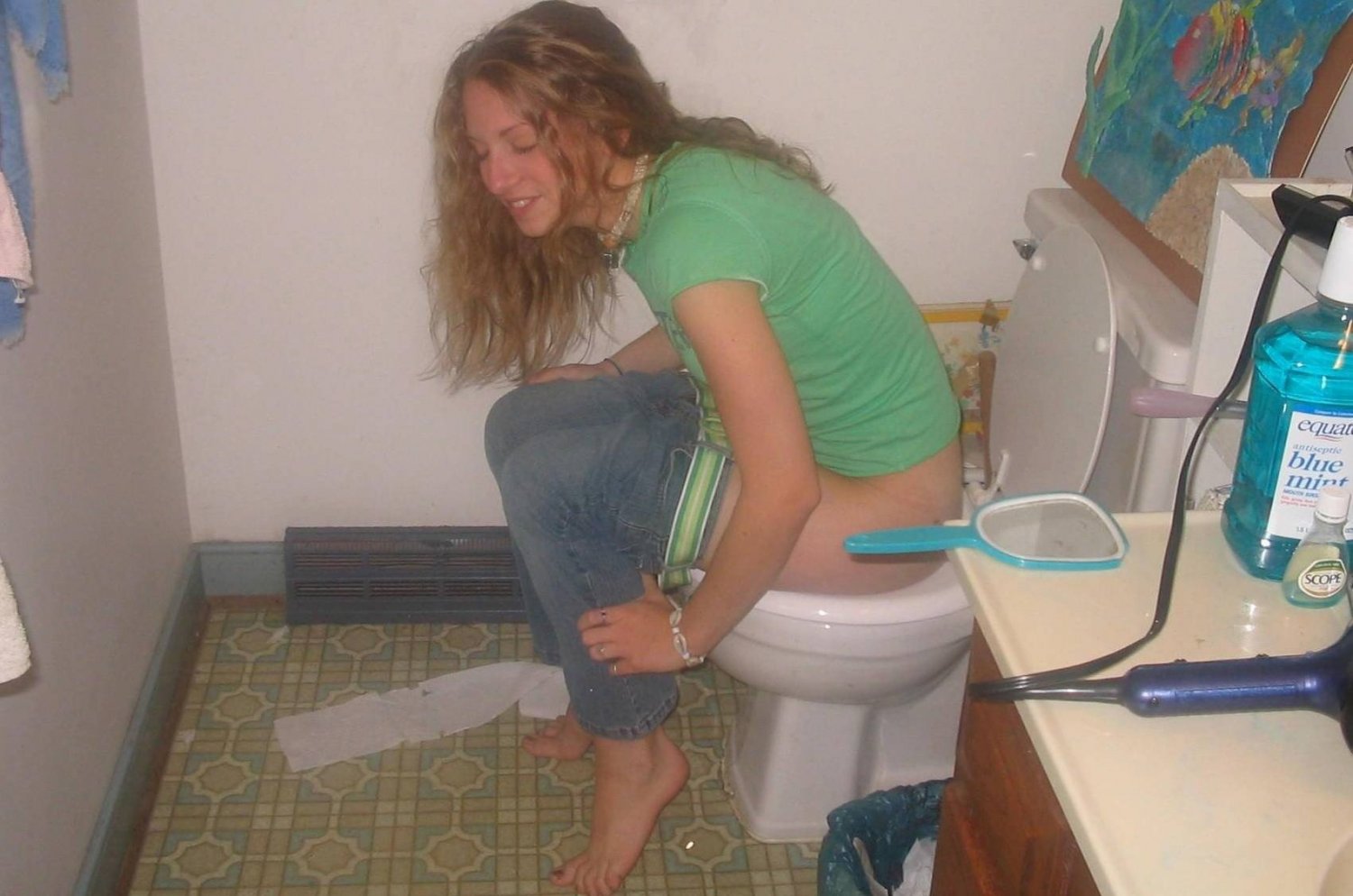 Amatuer Girls Caught Peeing (part 27) #nZsPgpj4