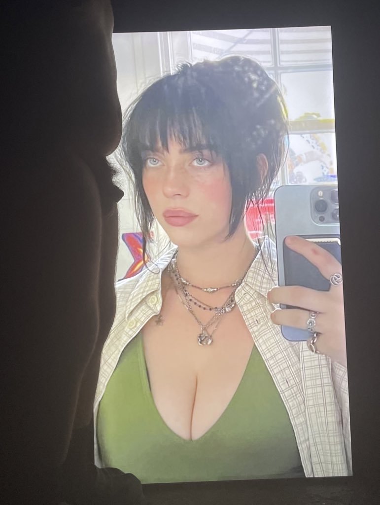 Eilish #32MydzTc