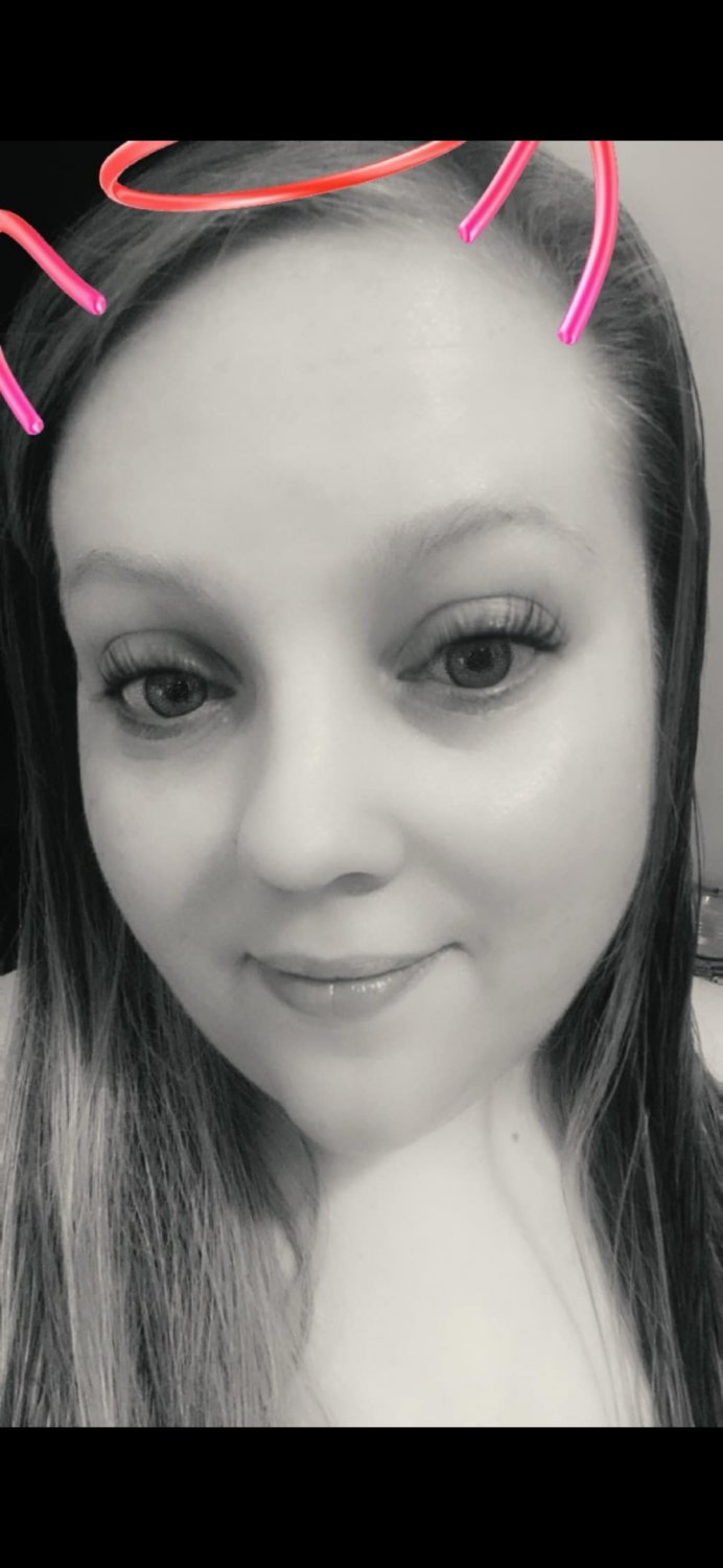 Lisa's Sexy Selfies Kik crash2991 to submit your sluts #UbFL6rY2