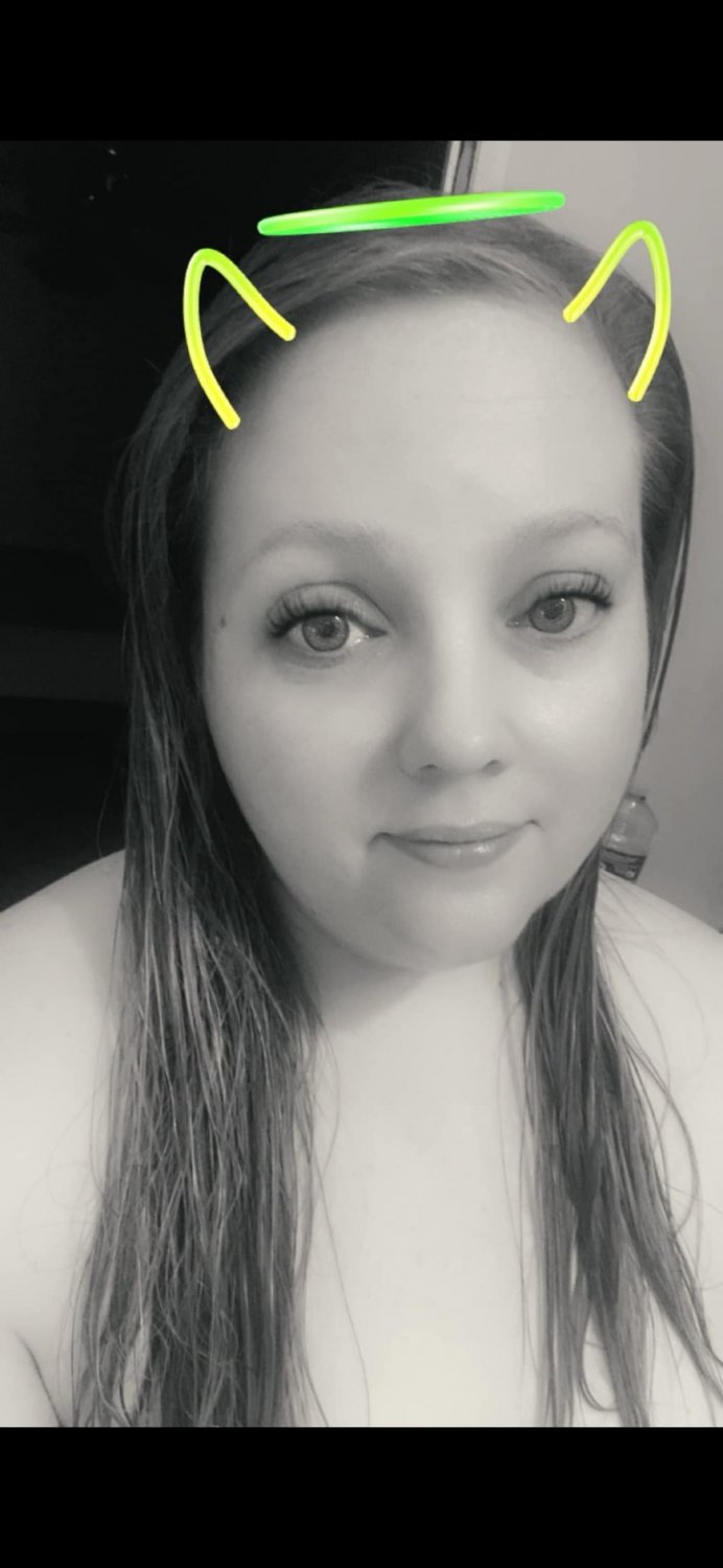 Lisa's Sexy Selfies Kik crash2991 to submit your sluts #eIGDA6m4